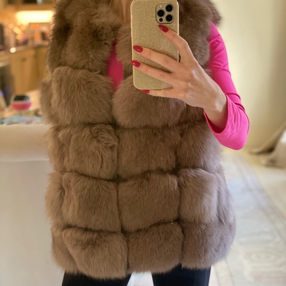 NEW! Real FOX fur vest - Picture 6 of 7